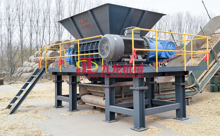 大型稻草捆粉碎机