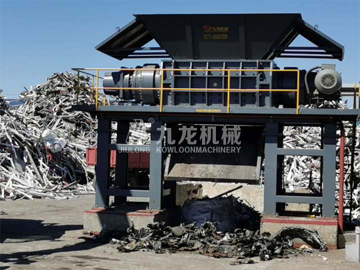 工业固废撕碎机